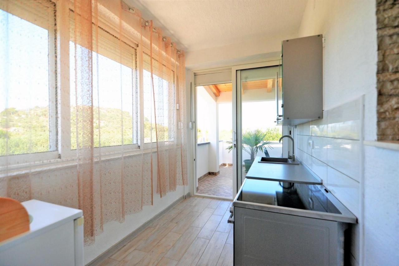 Apartment Zena Murter Exteriör bild
